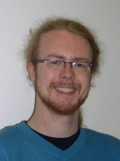 Dr. Lukas Lewark